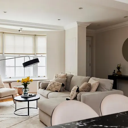 The South Kensington Wonder - Trendy 3bdr House With Garden Apartamento Londres