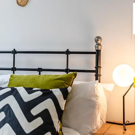 Charming 1 Bed Apartment Near Museum * London