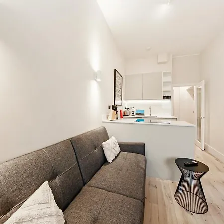 Modern In Paddington Free Wifi By Aparts Apartment London
