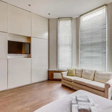 Care London- Apartment *