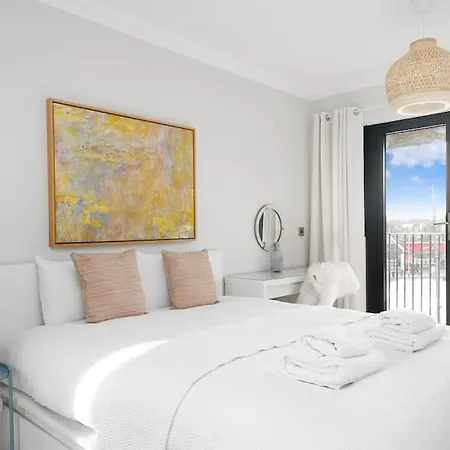 3bed Penthouse 10min To Wimbledon Tennis Courts Apartment *