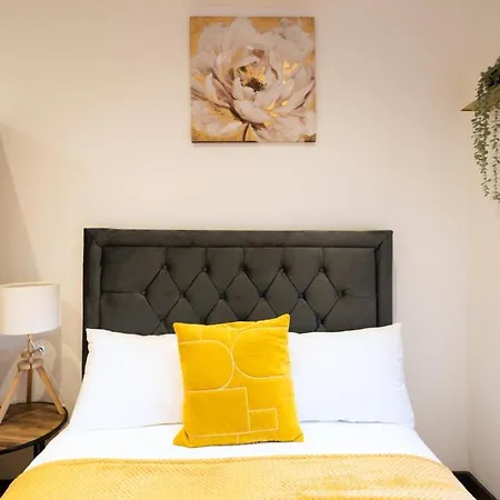 Twickenham Stays Guest house *