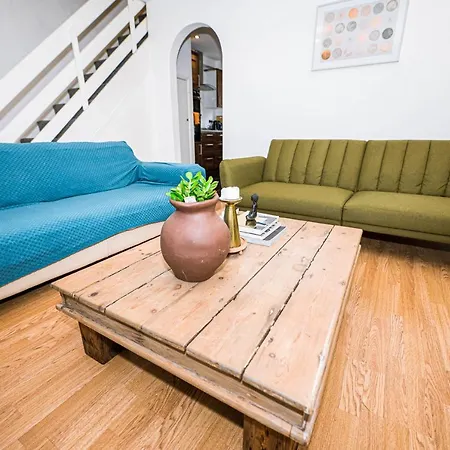 #gorgeous 3 Beds Home#7min To Subway, Free Parking * Thamesmead (Greater London)