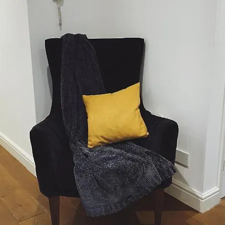Brooklands Nw6 Apartment *