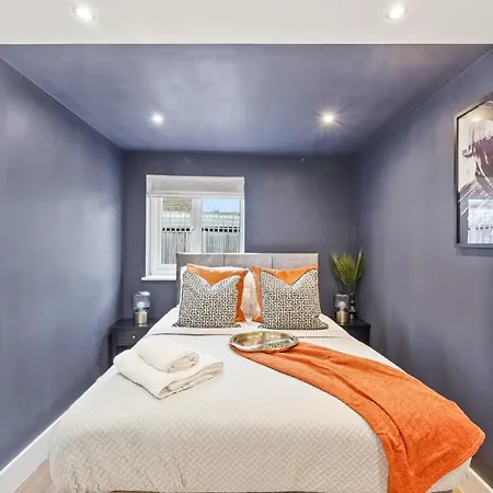 Charming 3-bed With Outdoor Area Apartment