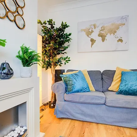Holiday home Statera - 2-bed House In Stratford