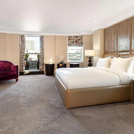 Radisson Blu Hotel, Bond Street Hotel