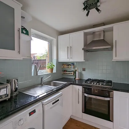 Cosy House With A Garden Holiday home