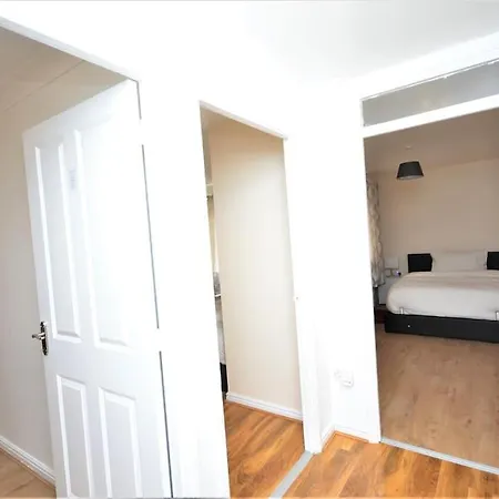 Spacious Two-bedroom Apartment