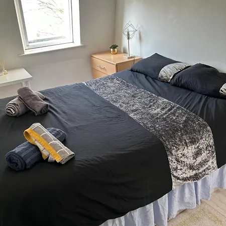 Renovated 4 Bed Flat In Islington Apartment