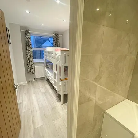 Holiday home 2a Seymour Road Sutton (Greater London)
