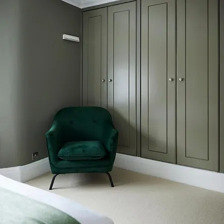 The South Kensington Wonder - Trendy 3bdr House With Garden Apartamento Londres