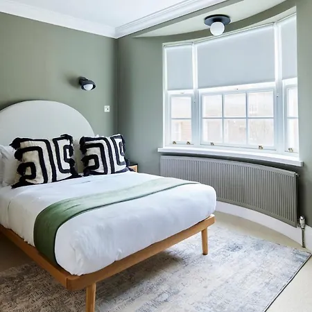 The South Kensington Wonder - Trendy 3bdr House With Garden Apartamento *