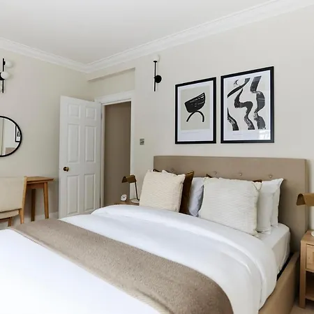 The South Kensington Wonder - Trendy 3bdr House With Garden * Londres
