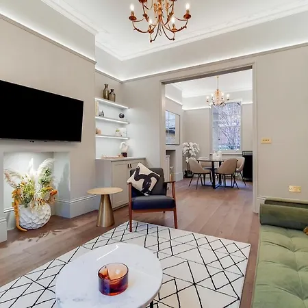 The Argyle Collection Near Kings Cross St Pancras * London