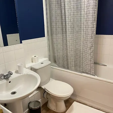 Stunning Studio Flat - Free Parking - 3 Min From Sutton Station * Sutton (Greater London)