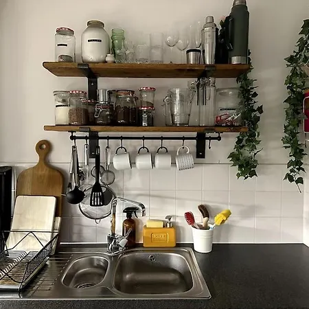 Apartment Artist In Islington, Shoreditch, Old St London
