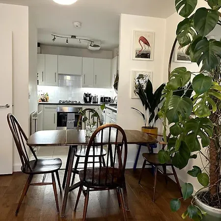 Apartment Artist In Islington, Shoreditch, Old St