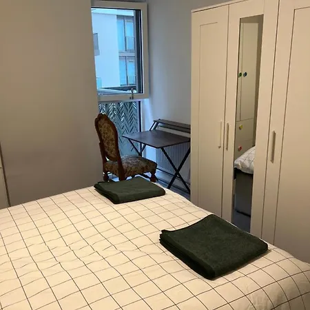 Luxury Flat In White * London