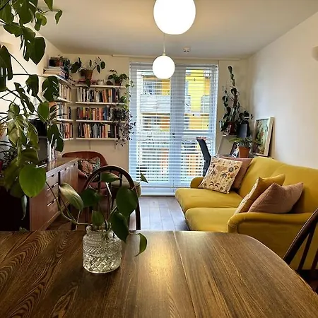 Apartment Artist In Islington, Shoreditch, Old St