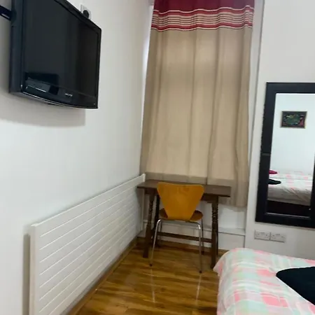 The Dharma Guest house Enfield
