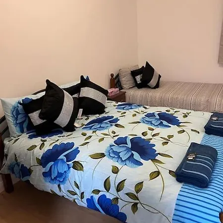004- Brand New 1 Bedroom F1