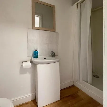 Luxury Near Wembley Stadium, Wembley Arena, Designer Outlet Appartement *