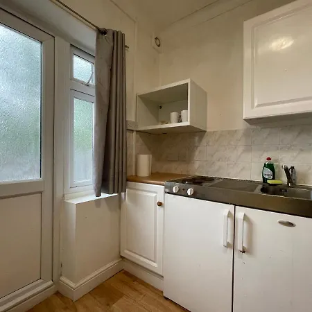 Luxury Near Wembley Stadium, Wembley Arena, Designer Outlet * Londres