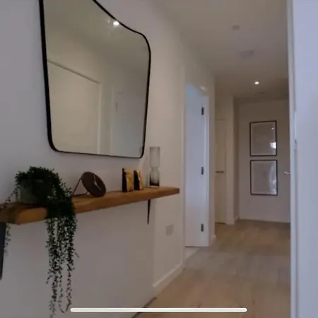 Luxury 1 Bedroom East London