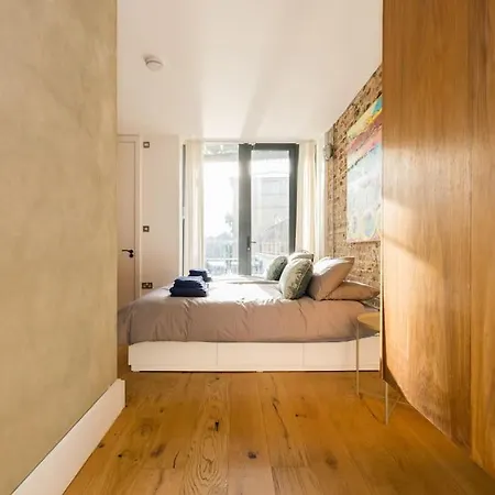 Cool Loft In Fashionable East Apartment London