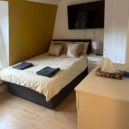 001- Lovely 3-bedroom Very Close To Oxford Street * London