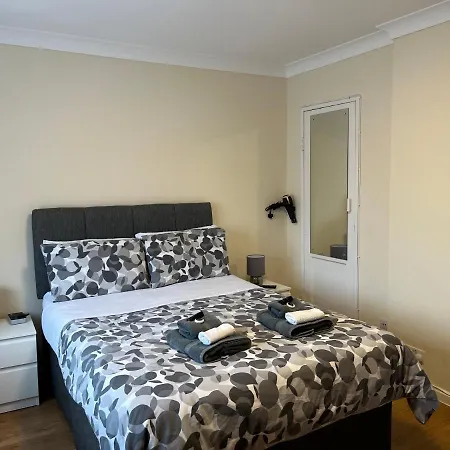 Kensal 2 Guest house