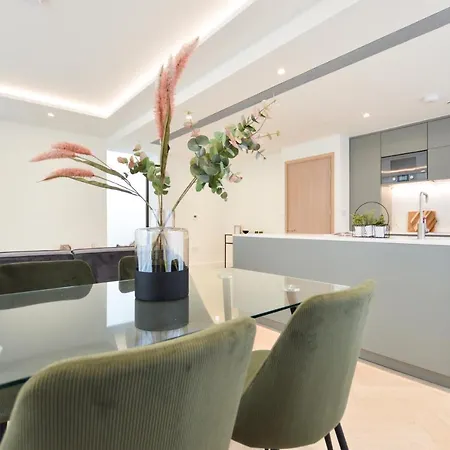 Haverstock Hill Serviced By Concept Apartment London