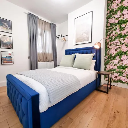 Designer Flat With Parking Near Peckham & Brixton Apartment *
