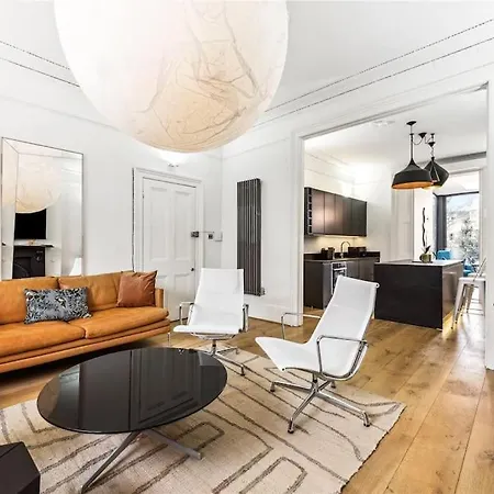 Stunning Notting Hill, 3 Bd, Fine Street, Garden * London