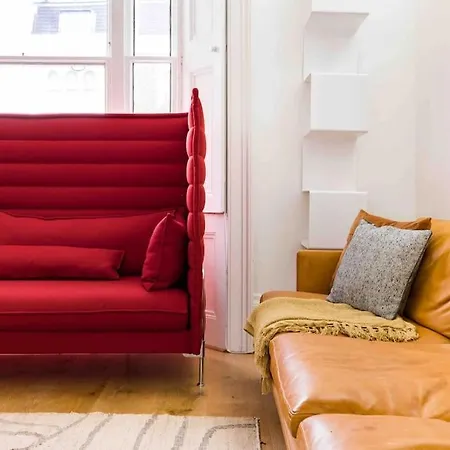 Stunning Notting Hill, 3 Bd, Fine Street, Garden *