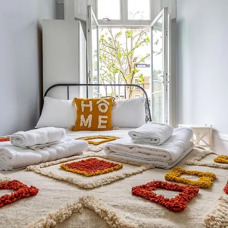 Bright 2 Bedroom Flat With Terrace In Notting Hill Apartment