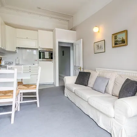 Bright 2 Bedroom Flat With Terrace In Notting Hill Apartment London