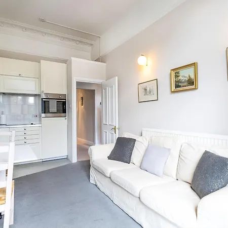 Bright 2 Bedroom Flat With Terrace In Notting Hill Apartment London