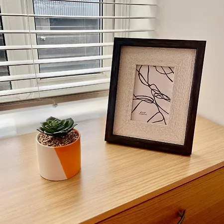 2 Bedroom Near Euston, King's Cross ロンドン