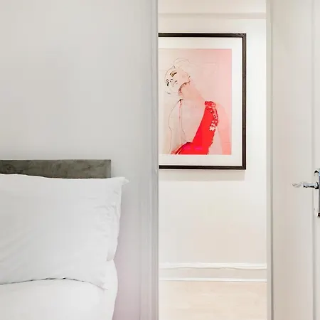 Tottenham Court Road Apartment London