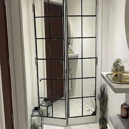 Spacious One Bedroom Ft In King's Cross *