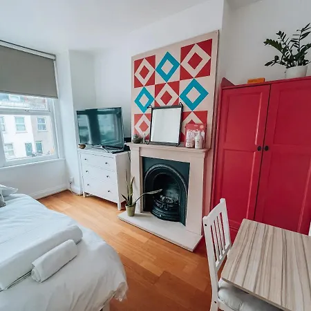 Gorgeous 3 Bed With Garden Office By Staybynumbers *