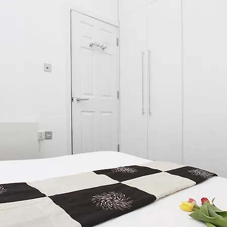 Apartment Lets - I3 *