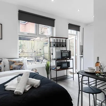 Apartment Livestay-modern Studio In Zone 2