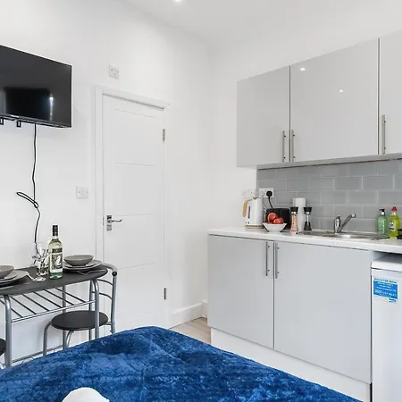 Apartment Livestay-modern Studio In Zone 2 *