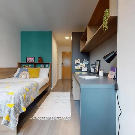 Private Bedrooms With Shared Kitchen, And At Canvas Wembley In * London