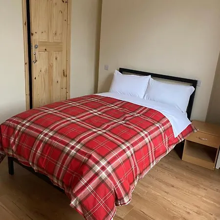 27 Argyle Square Hotel *