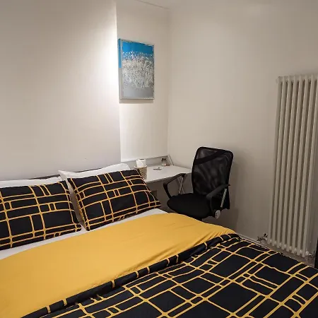 Fully-equipped Flat In The Of Appartamento *