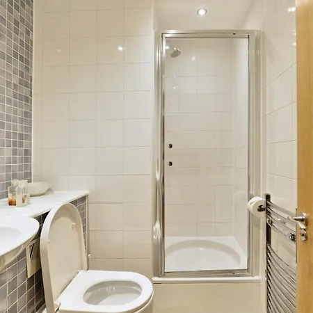 Farringdon Laceby Lägenhetshotell *